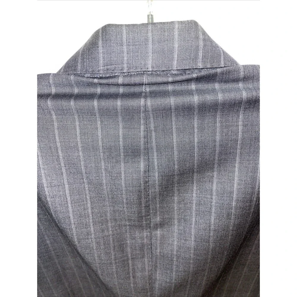 Samuelsohn Men’s Ing Loro Piana Blazer 38R Gray Striped Tasmanian 150’s Wool